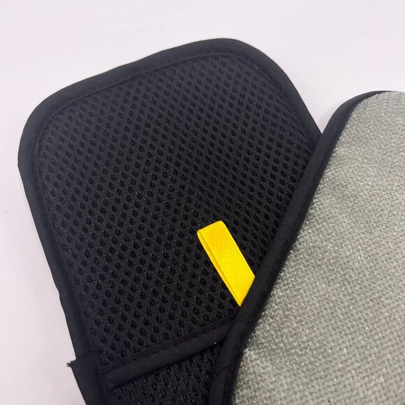 2Pcs Static Lint Remover Brush, Lint Removal Glove, Pet Hair Cleaning Scraper - Picture 6 of 6